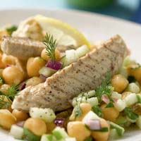 Salade de filets de maquereaux marinés, pois chiches et pommes